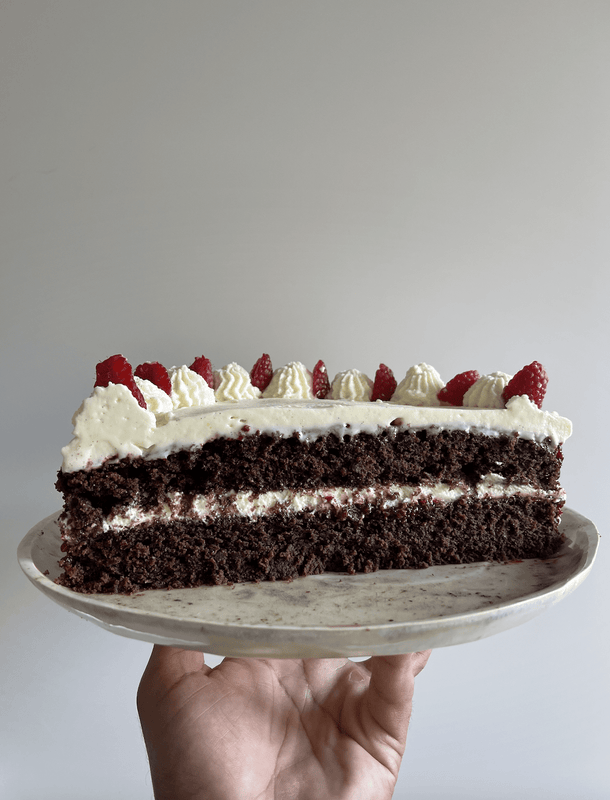 Chokladkaka med mascarpone, vit choklad och hallon
