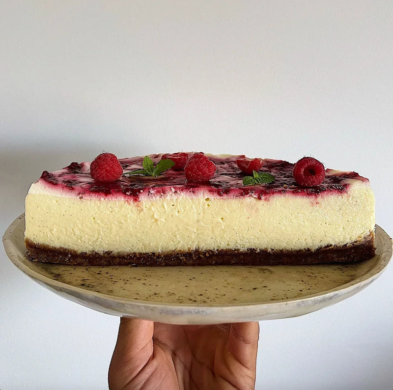 Vit choklad-halloncheesecake